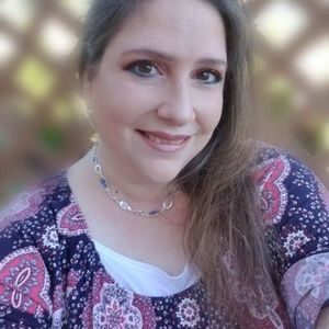 Meet your Posher, Charleen